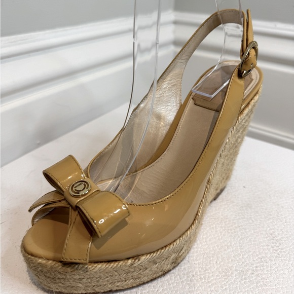 Classic DIOR Espadrilles That Will Be Staple In Your Closet! - Picture 1 of 7